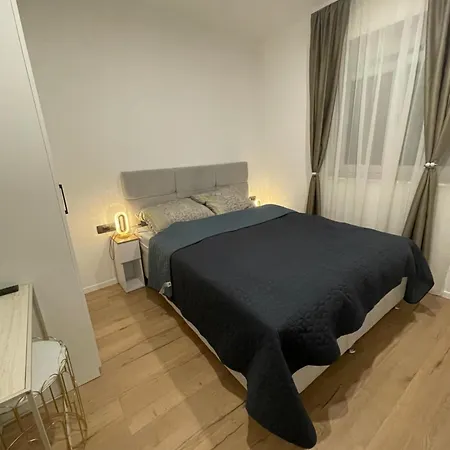 Mia With Seaview In Апартаменти Оміш
