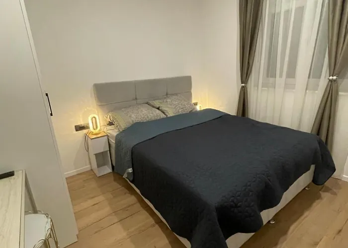 Mia With Seaview In Appartamento Omiš