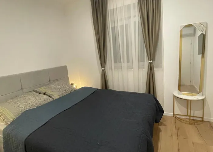 Mia With Seaview In *