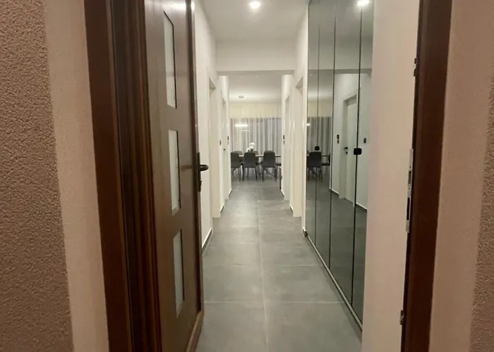 Appartamento Mia With Seaview In *