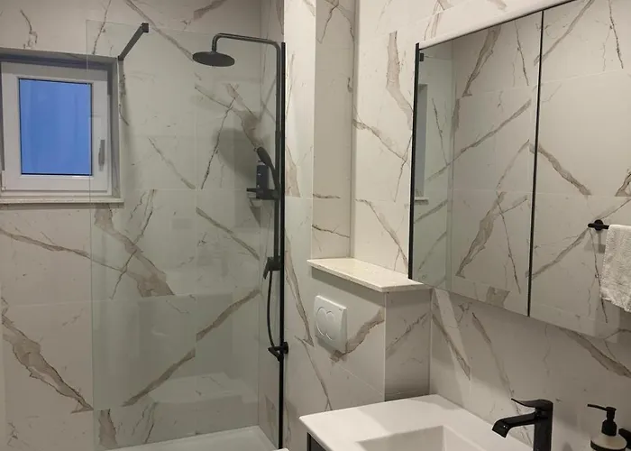 Appartamento Mia With Seaview In Omiš